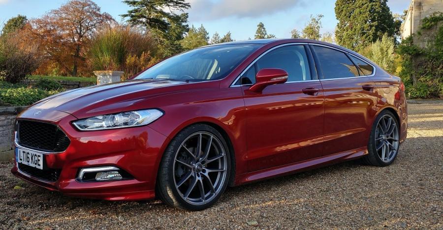 OZ Racing Leggera HLT fitted to the Steeda Mondeo